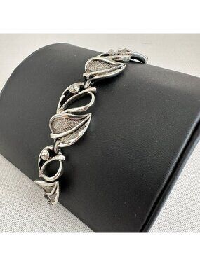 1959 Sarah Coventry Windsong Silver Leaf Link Bracelet Signed Mid Century